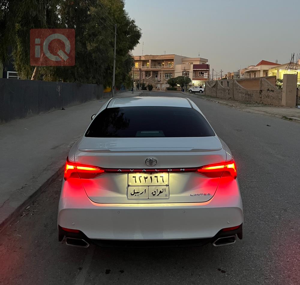 Toyota Avalon